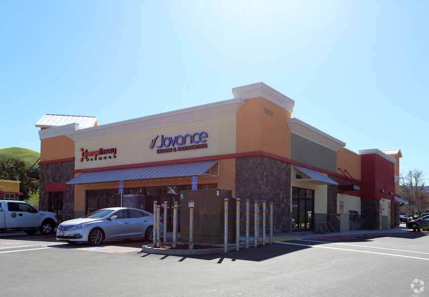 1400 Pinole Valley Rd, Pinole, CA for lease - Building Photo - Image 3 of 11