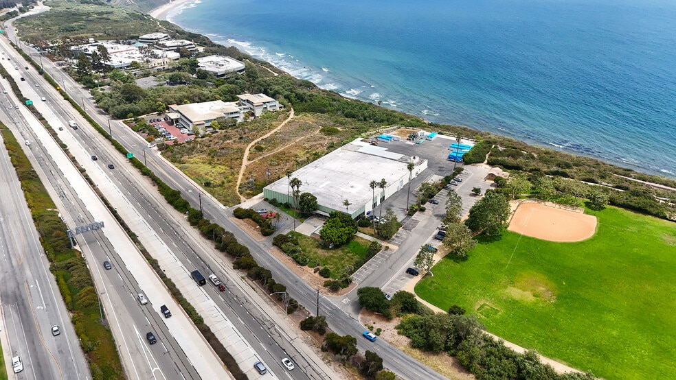 6155 Carpinteria Ave, Carpinteria, CA for lease - Aerial - Image 1 of 10