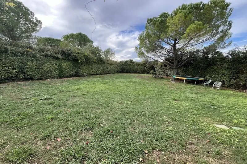 Flex in Teyran for sale - Building Photo - Image 2 of 5