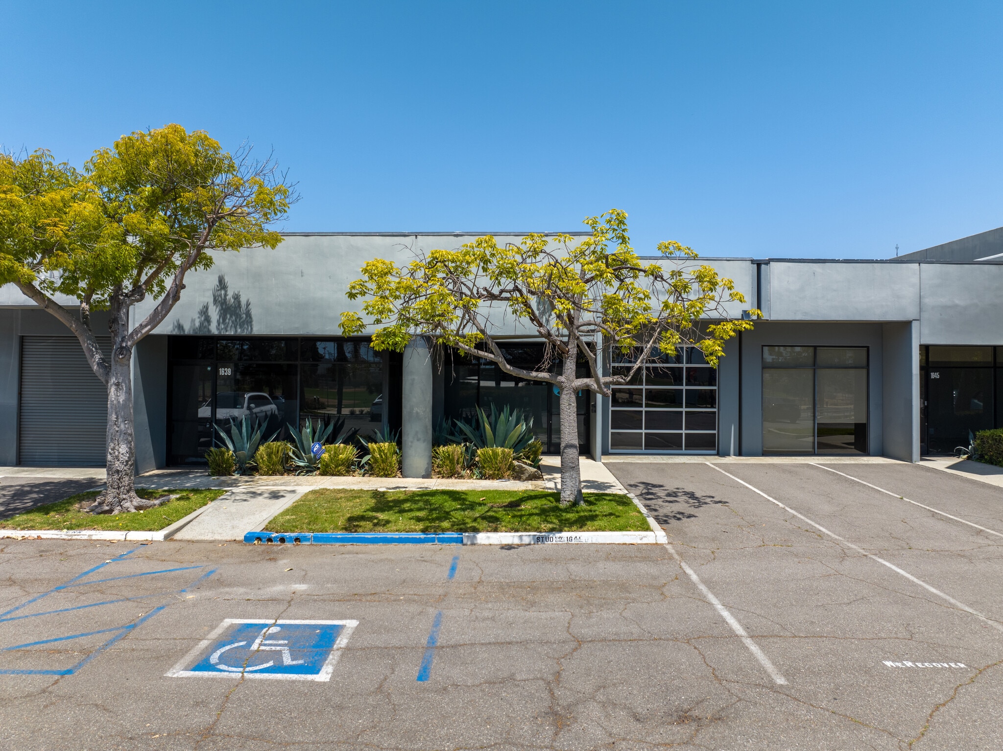 1631-1645 16th St, Santa Monica, CA for lease Building Photo- Image 1 of 12