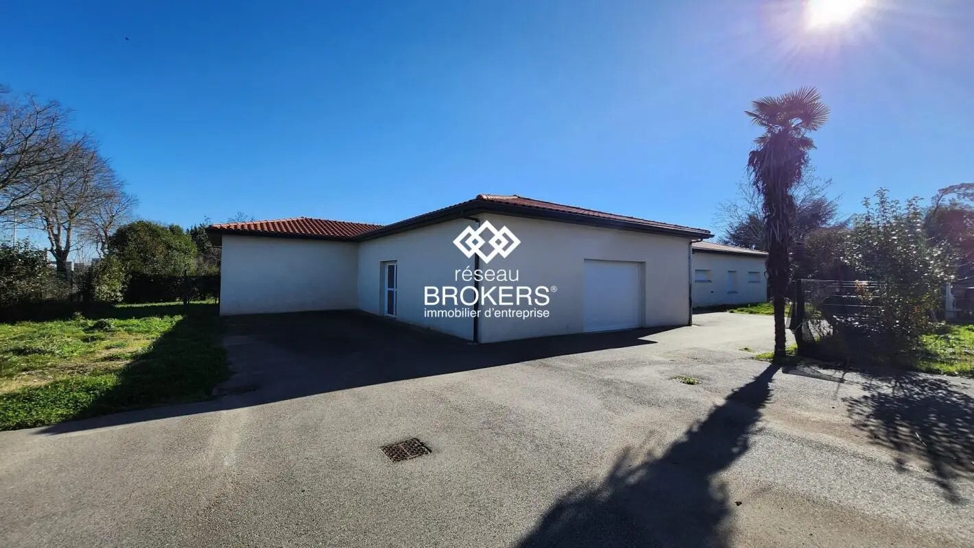 Office in Toulouse for sale Building Photo- Image 1 of 5