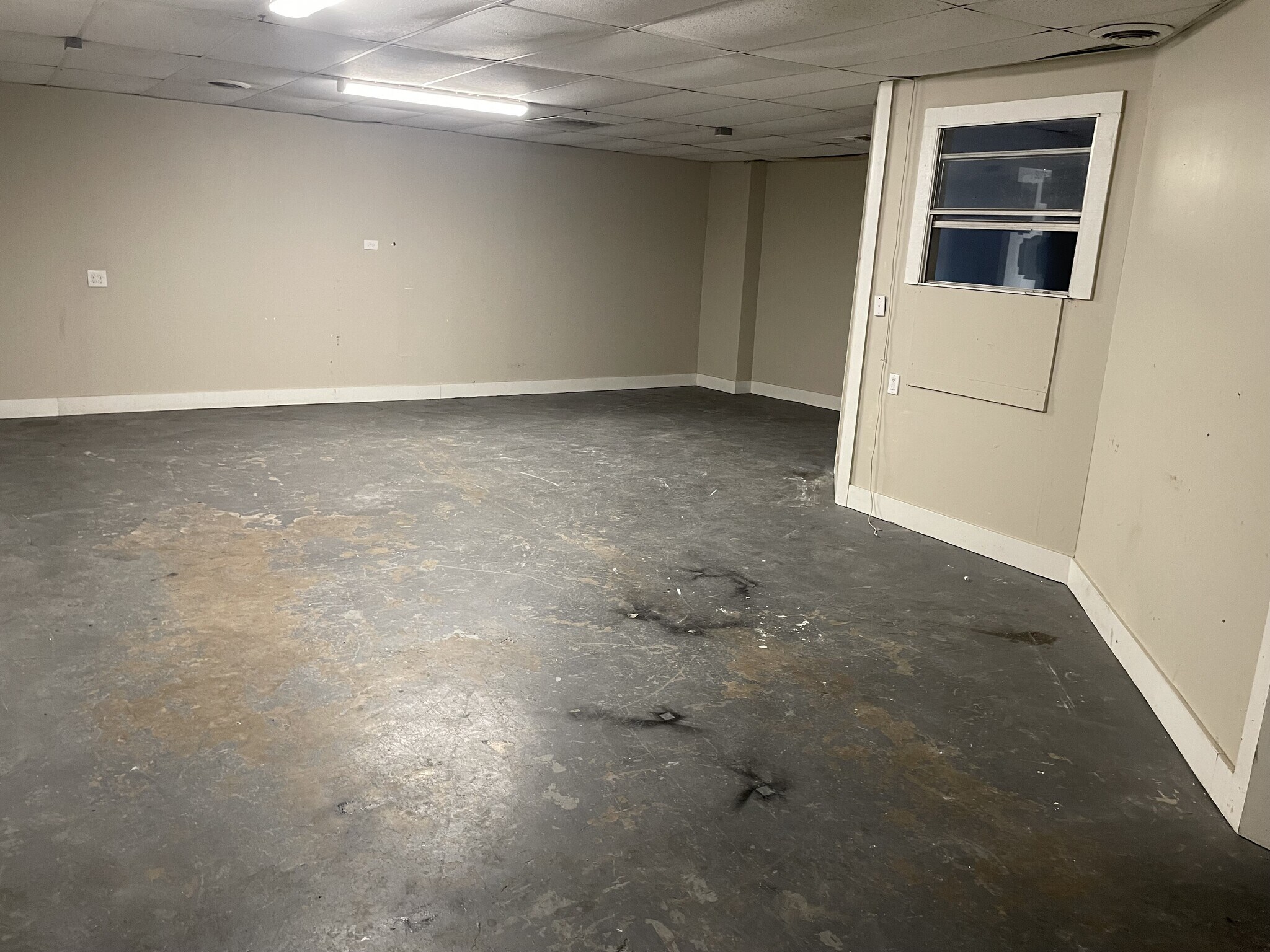 1515 S Mcdonald St, McKinney, TX for lease Interior Photo- Image 1 of 8