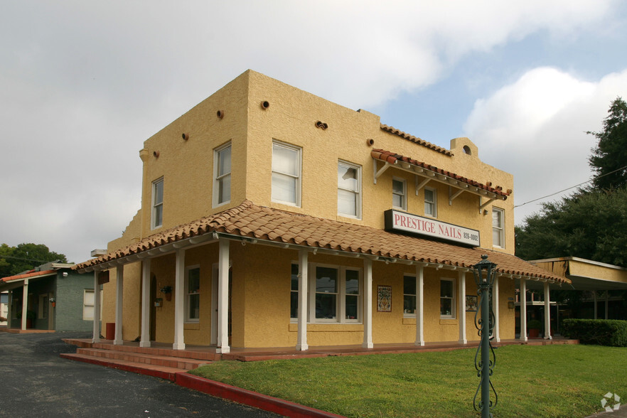 3617 Broadway, San Antonio, TX for lease - Building Photo - Image 3 of 14