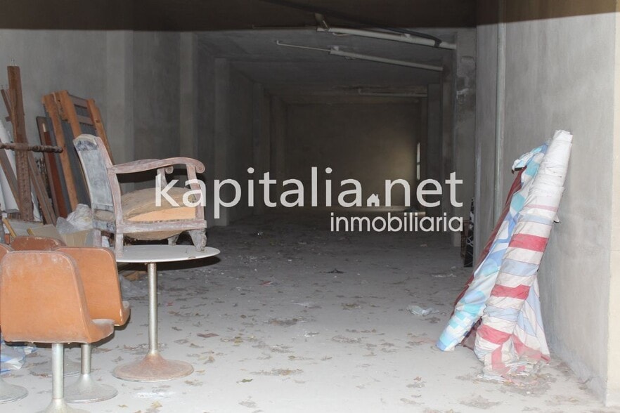 Retail in València, Valencia for lease - Building Photo - Image 2 of 13
