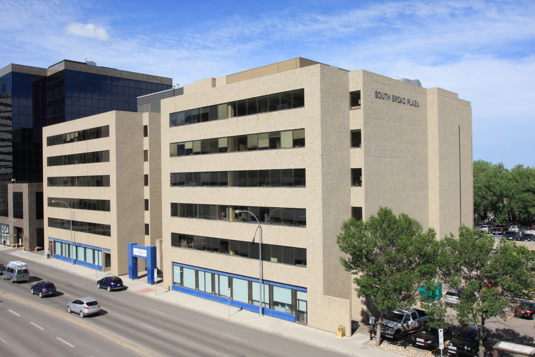 2045 Broad St, Regina, SK for lease Building Photo- Image 1 of 2