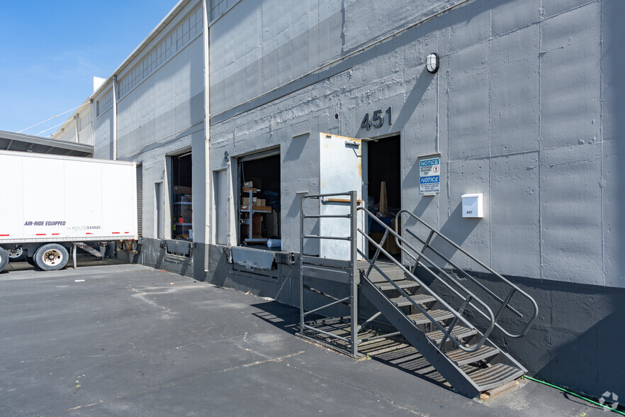 433-457 Industrial Way, Benicia, CA for lease - Building Photo - Image 2 of 8