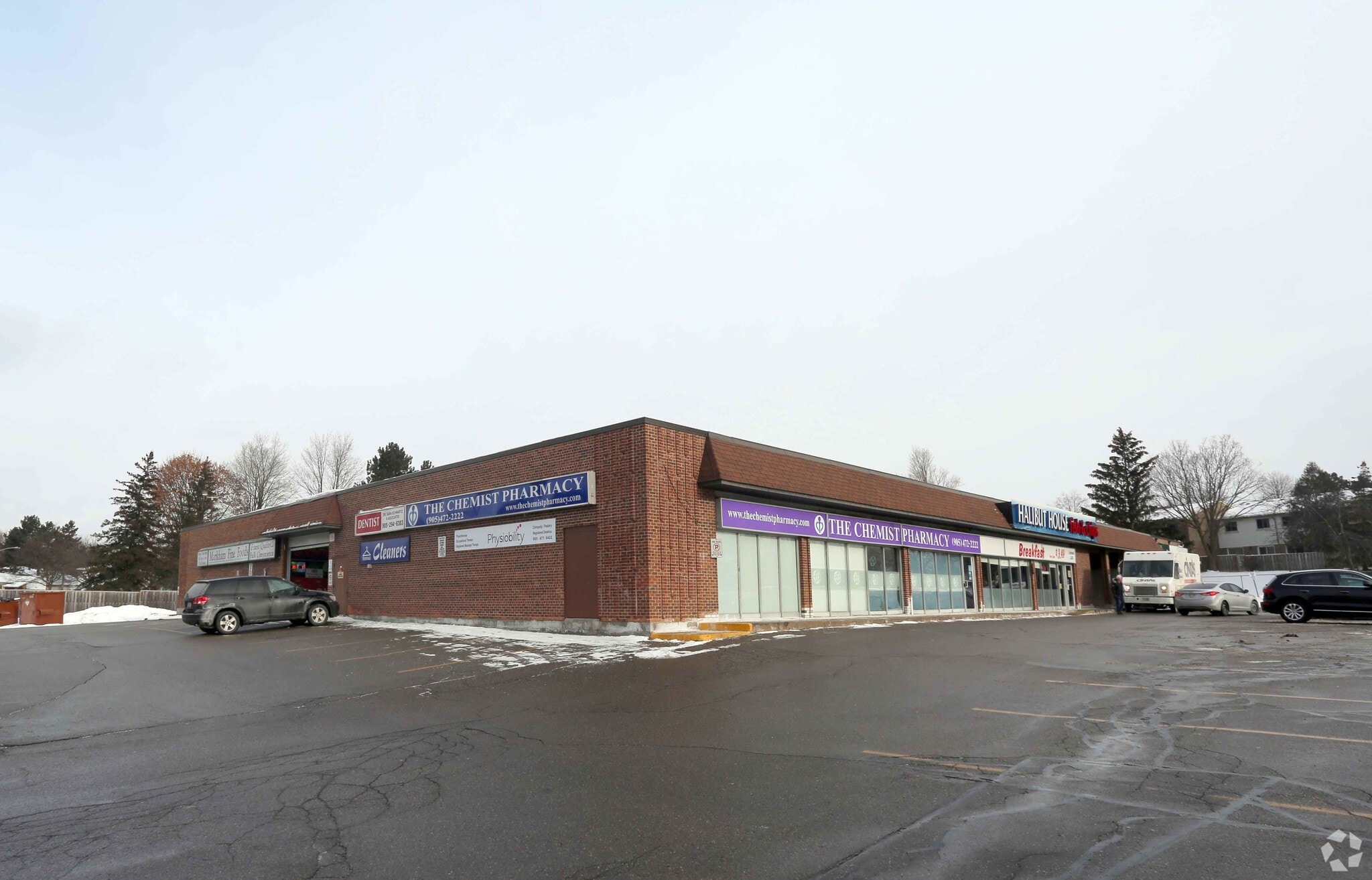 3-27 Wootten Way N, Markham, ON for sale Primary Photo- Image 1 of 1