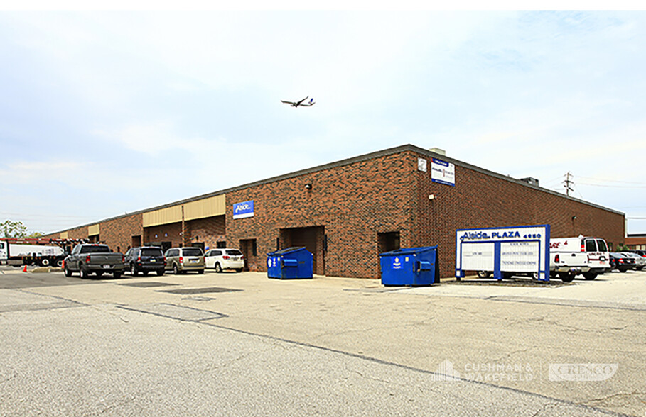 4650 W 160th St, Cleveland, OH for lease - Building Photo - Image 1 of 2