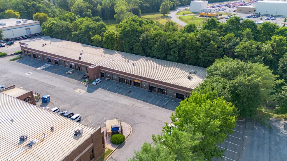 4509 Metropolitan Ct, Frederick, MD for lease - Building Photo - Image 3 of 5