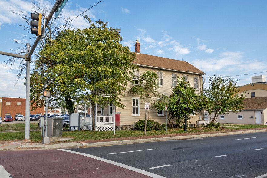 201 Main St, Laurel, MD for sale - Building Photo - Image 1 of 1