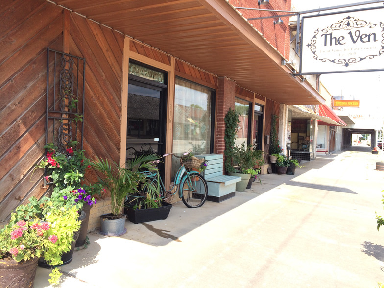 216 W Main St, Marietta, OK for sale - Building Photo - Image 1 of 1