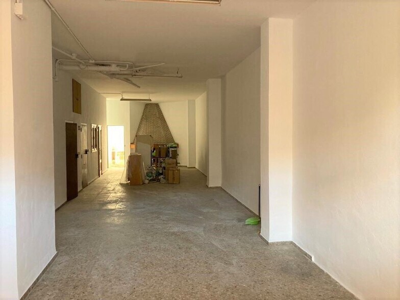 Retail in València for sale - Building Photo - Image 3 of 10