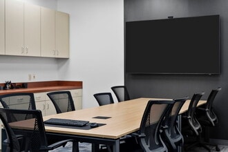 1111 N Loop W, Houston, TX for lease Interior Photo- Image 2 of 7