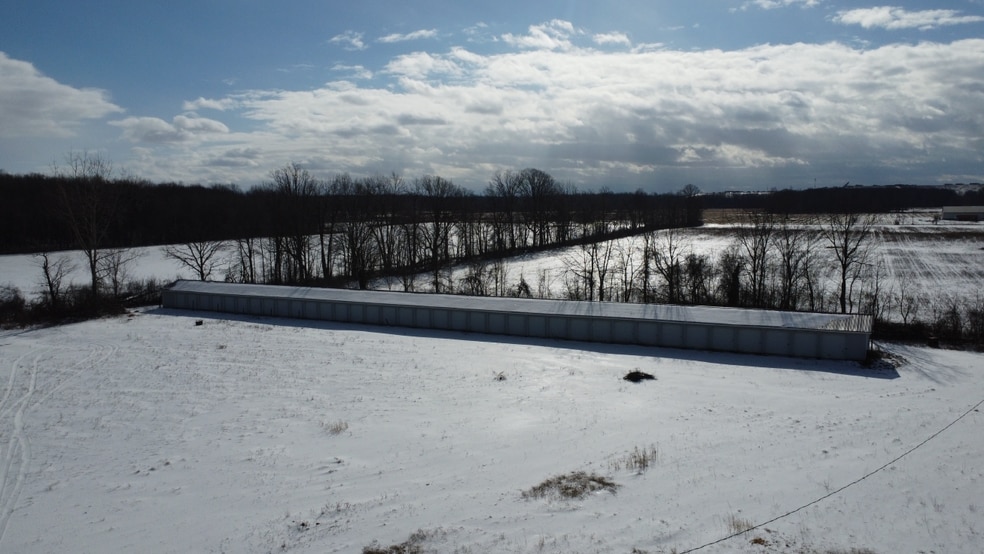 65600 Gratiot Ave, Lenox, MI for sale - Building Photo - Image 2 of 2