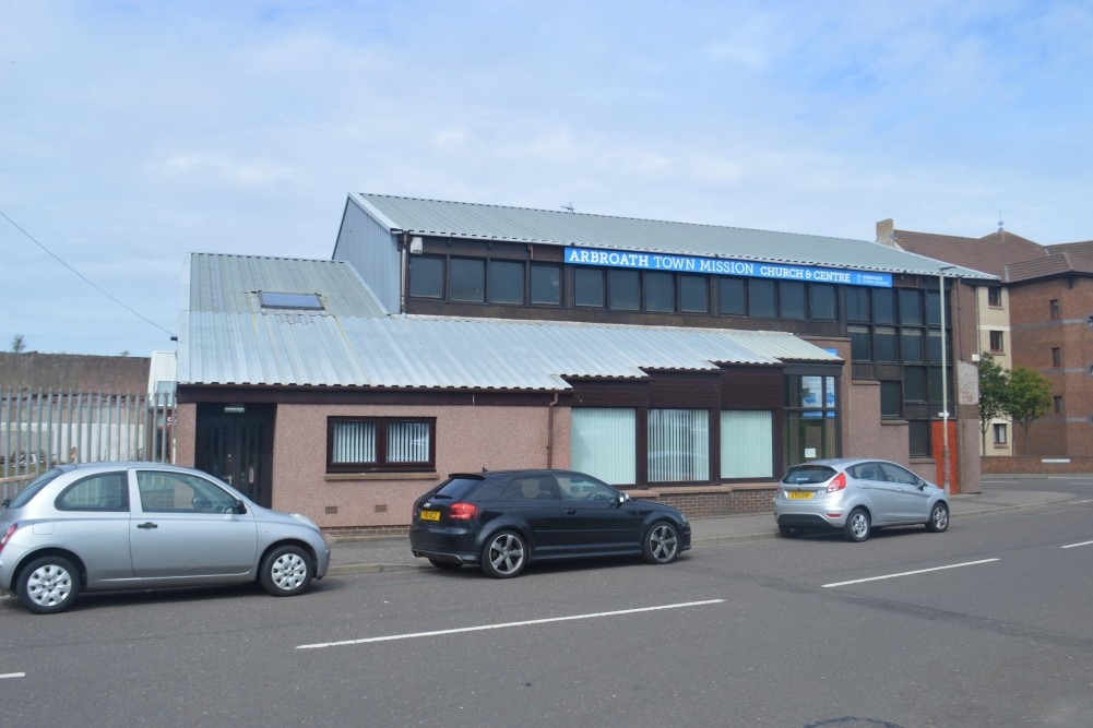 95 Grant Rd, Dundee for lease Primary Photo- Image 1 of 10