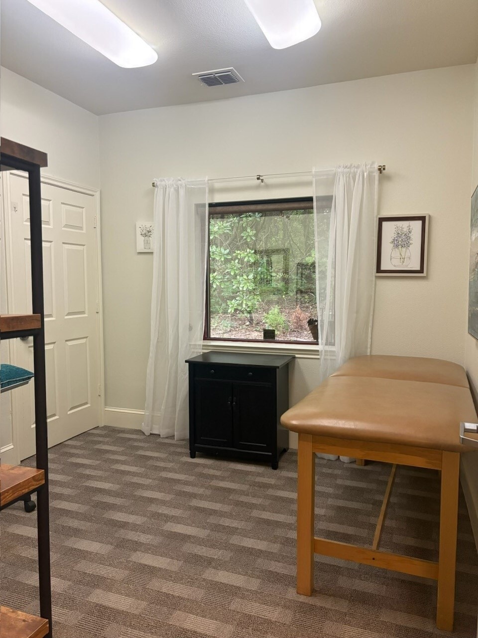 3930 Naaman School Rd, Garland, TX for lease Interior Photo- Image 1 of 3