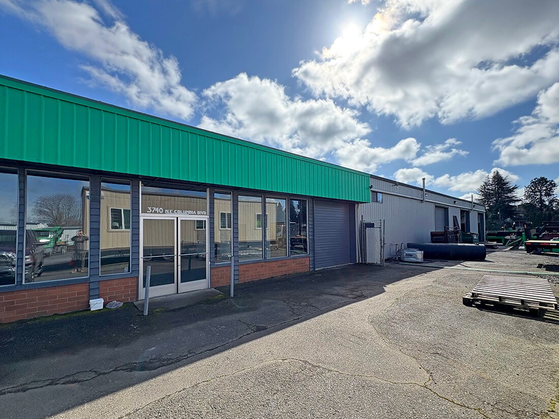 3740 NE Columbia Blvd, Portland, OR for lease Building Photo- Image 1 of 9