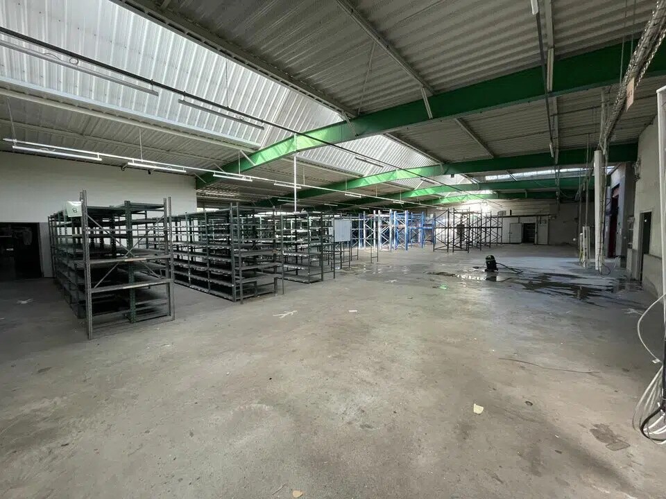 Industrial in La Chapelle-sur-Erdre for lease Building Photo- Image 1 of 5