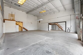 716 Wesley Ave, Tarpon Springs, FL for lease Building Photo- Image 2 of 8