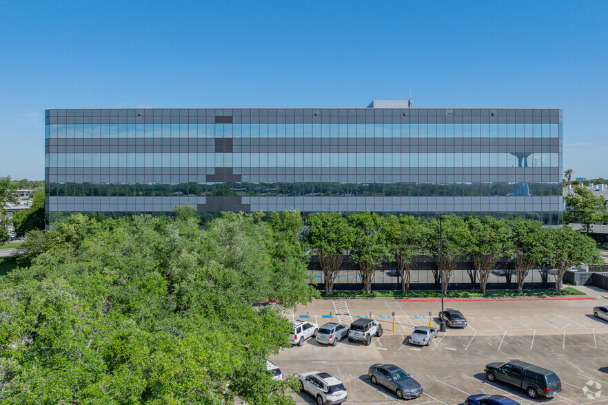 1150 Gemini St, Houston, TX for lease - Building Photo - Image 3 of 14