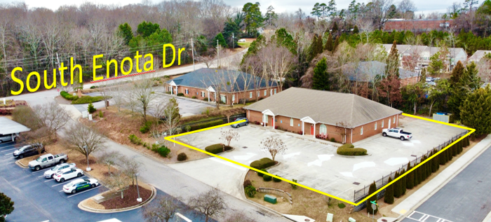 961 Smokey Mountain Springs Ln NE, Gainesville, GA for lease - Building Photo - Image 2 of 8