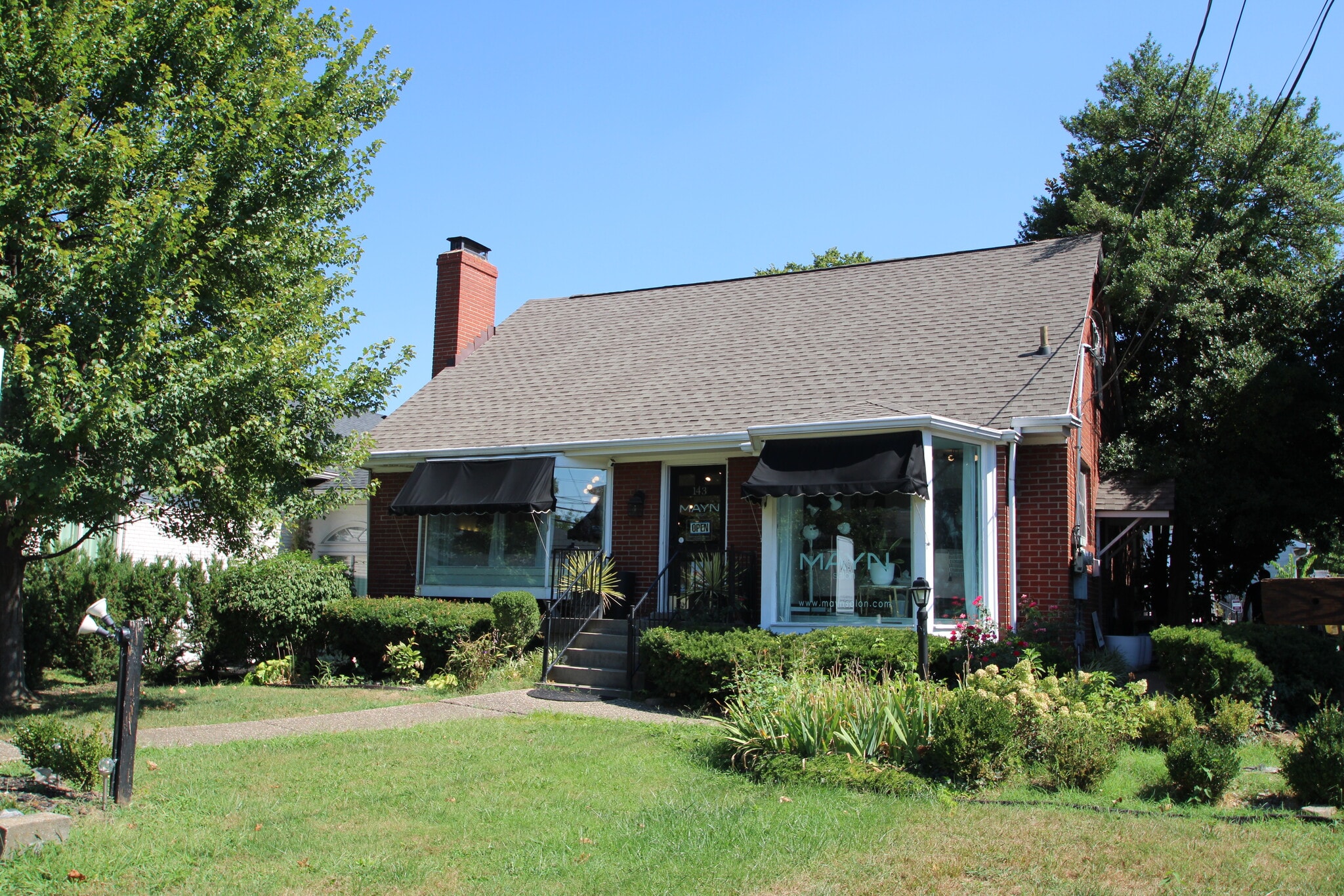 143 Chenoweth Ln, Louisville, KY for lease Building Photo- Image 1 of 40