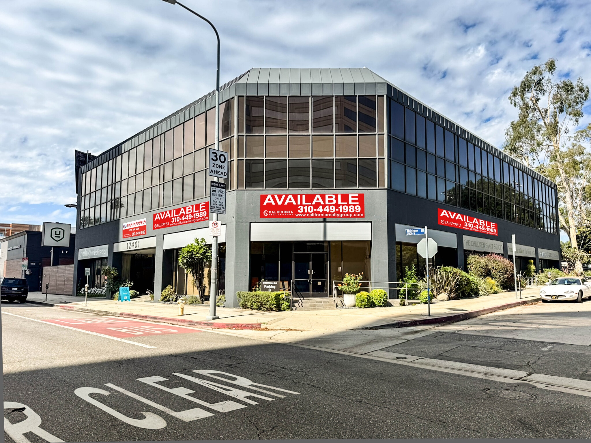 12401 Wilshire Blvd, Los Angeles, CA for lease Building Photo- Image 1 of 26