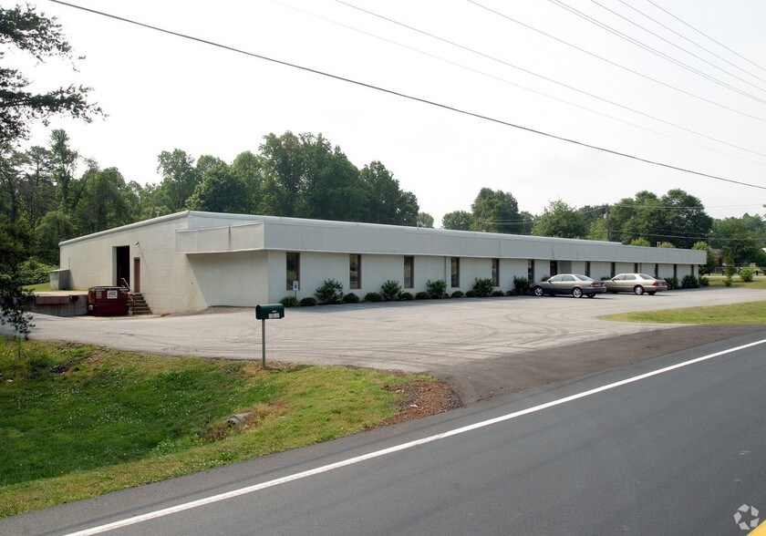 2310 Cannons Campground Rd, Spartanburg, SC 29307