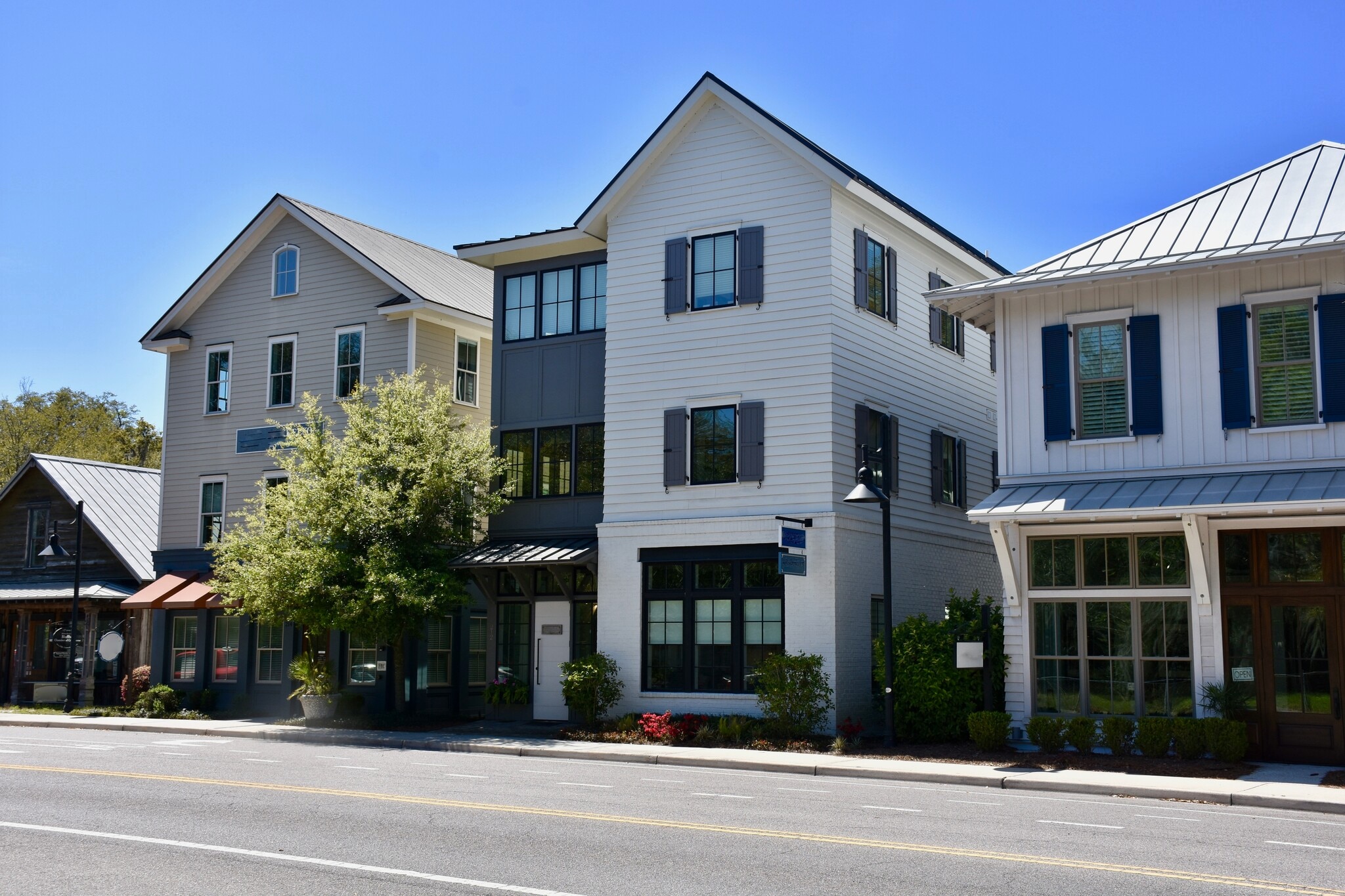 212 Bluffton Rd, Bluffton, SC for lease Building Photo- Image 1 of 5