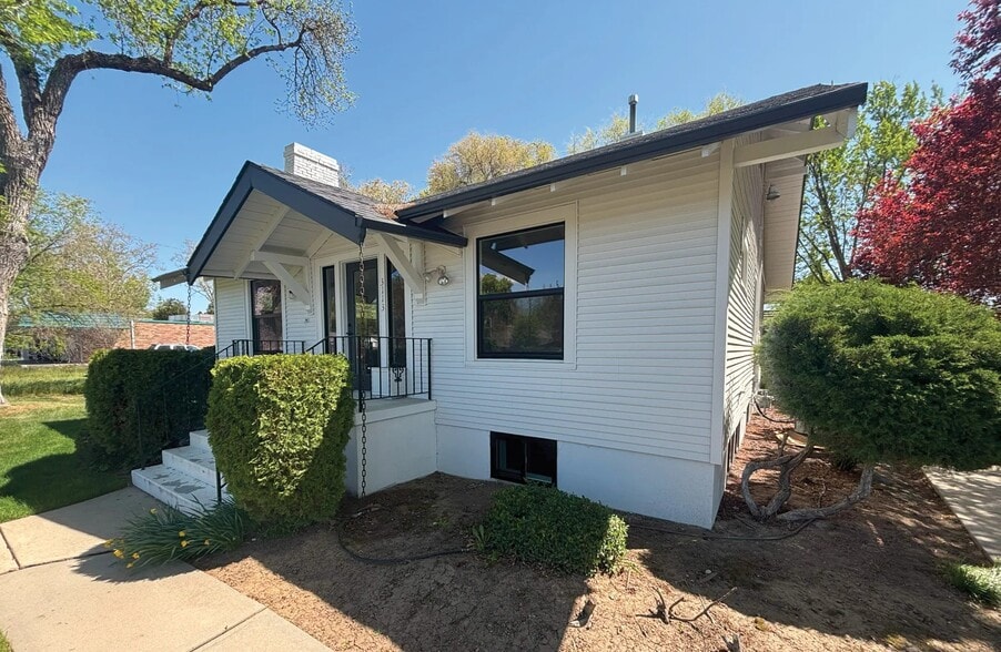 3113 W Overland Rd, Boise, ID for lease - Building Photo - Image 2 of 7