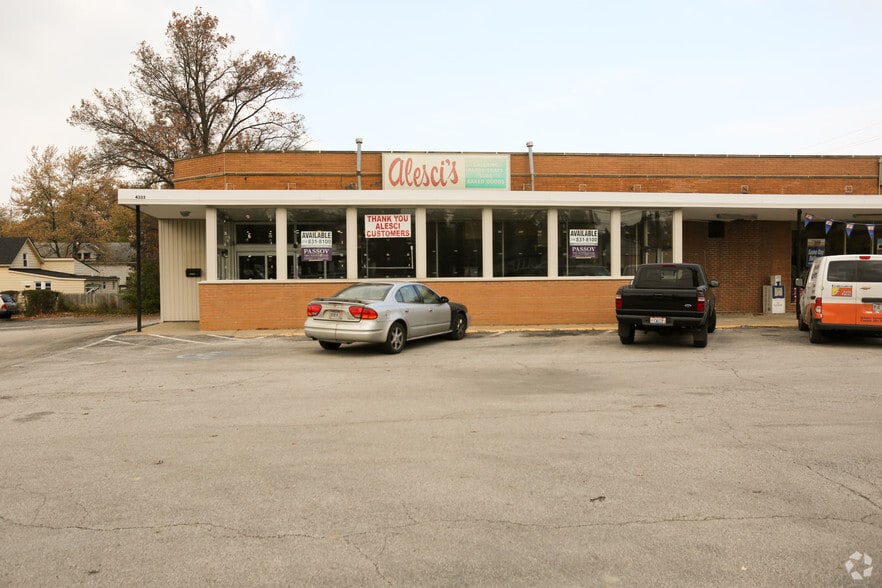 4333-4337 Mayfield Rd, Cleveland, OH for lease - Building Photo - Image 2 of 5