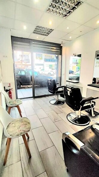 Retail in Nice for sale - Interior Photo - Image 1 of 4