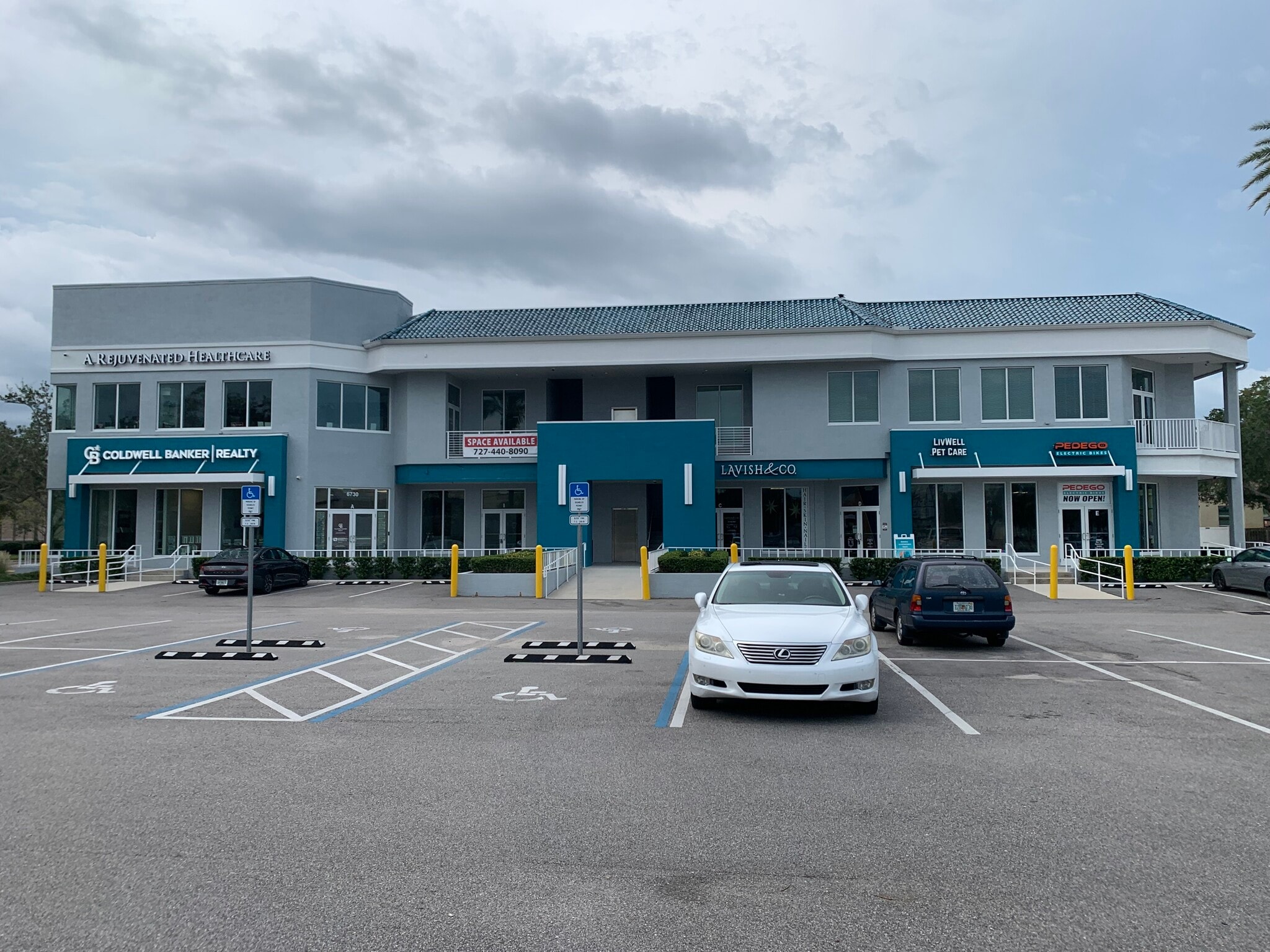 6730 22nd Ave N, Saint Petersburg, FL for lease Building Photo- Image 1 of 7