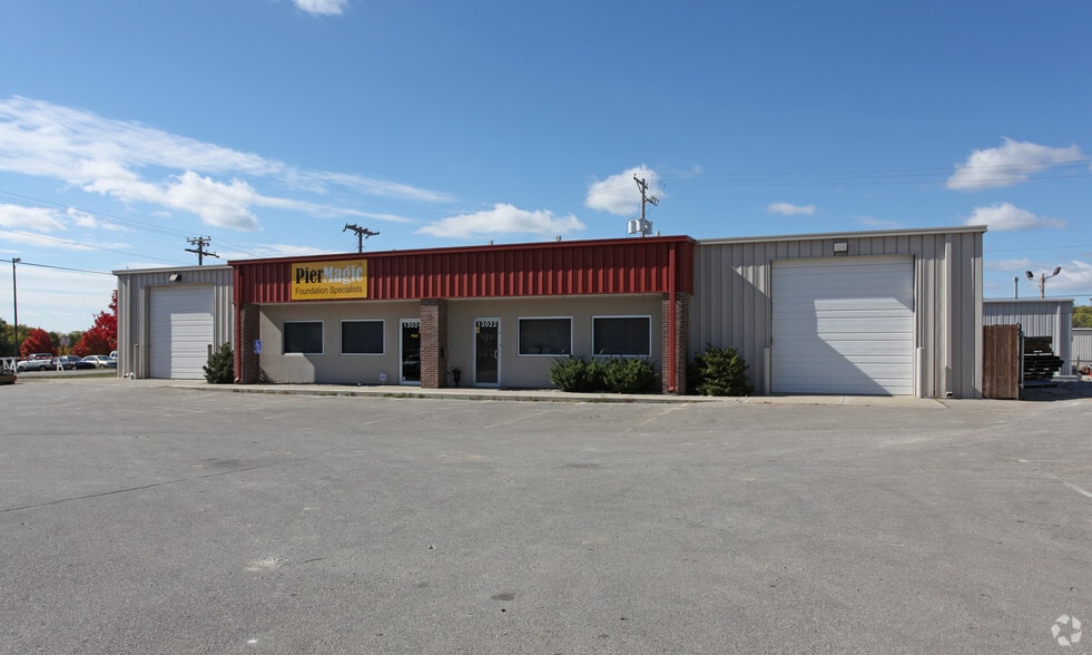 Industrial 2 Building Complex portfolio of 2 properties for sale on LoopNet.com - Building Photo - Image 2 of 5
