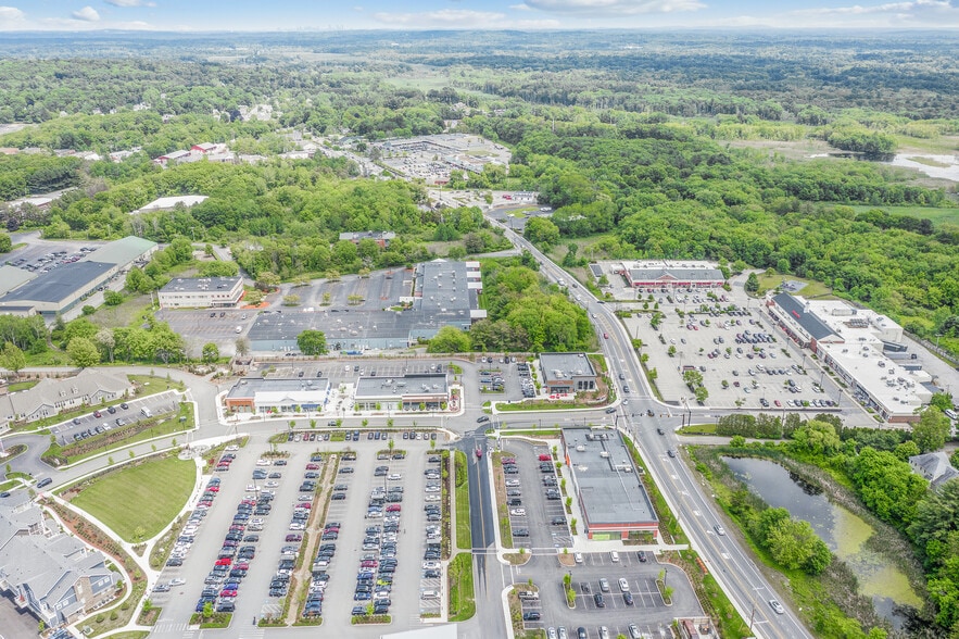421-437 Boston Post Rd, Sudbury, MA for lease - Building Photo - Image 2 of 5