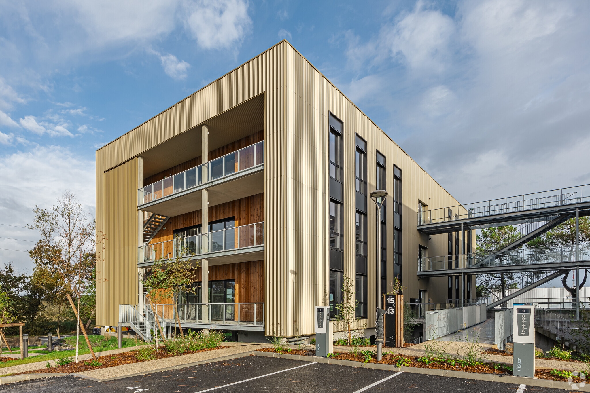 5 Rue Amy Johnson, Mérignac for lease Primary Photo- Image 1 of 5