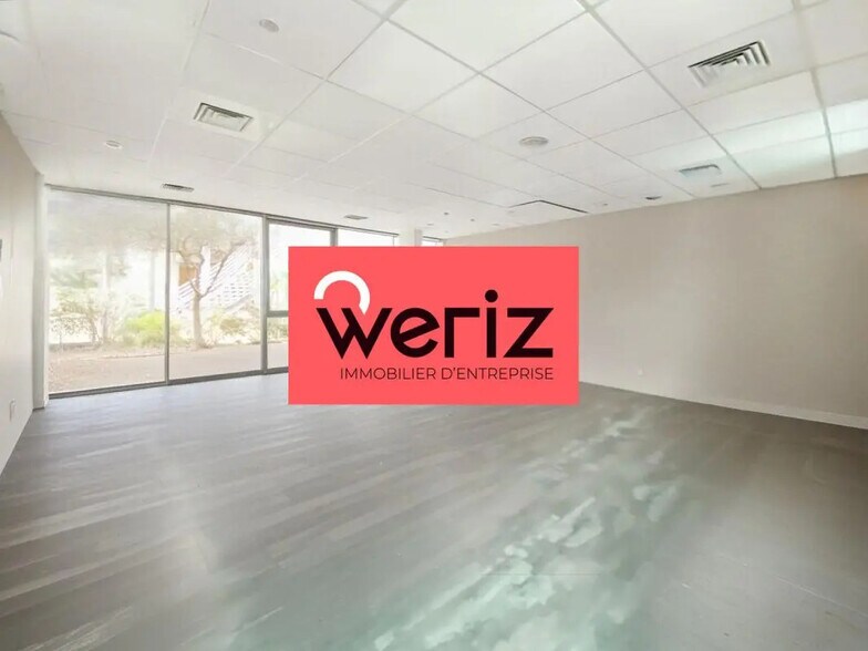 Office in Marseille for lease - Building Photo - Image 3 of 7