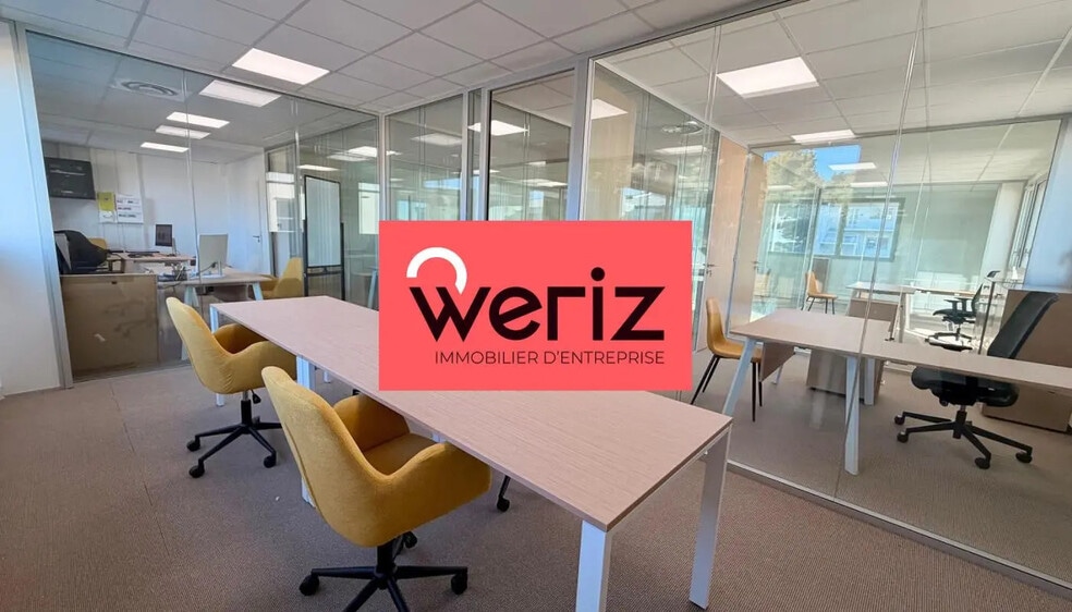 Office in Cassis for lease - Interior Photo - Image 1 of 12