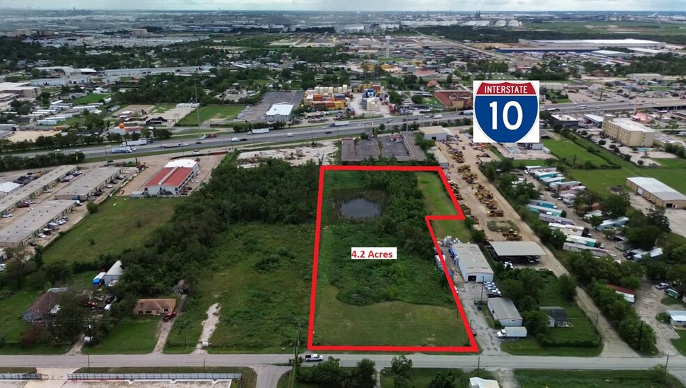 15918 Avenue C, Channelview, TX for sale - Aerial - Image 1 of 3