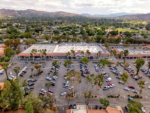 1300-1530 N Moorpark Rd, Thousand Oaks, CA for lease Interior Photo- Image 2 of 6