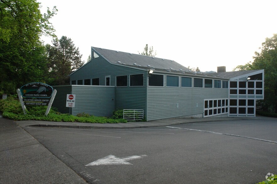 2145 SW Naito Pky, Portland, OR for sale - Primary Photo - Image 1 of 1