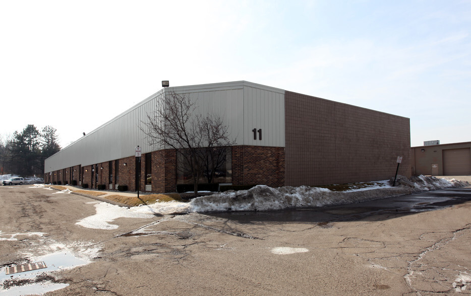 2167-2177 Avon Industrial Dr, Rochester Hills, MI for sale - Primary Photo - Image 1 of 1