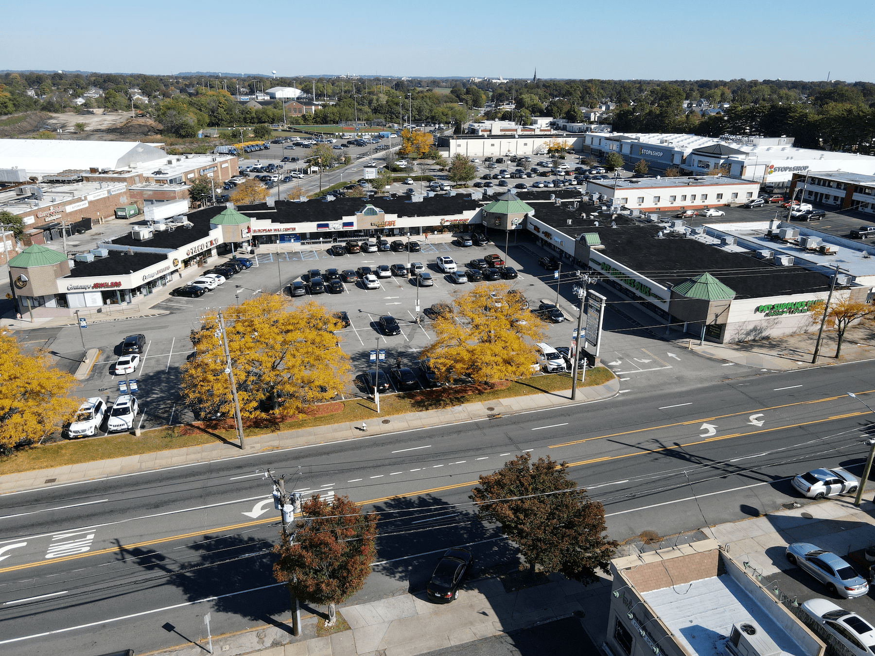 456-488 Hempstead Tpke, West Hempstead, NY for lease Building Photo- Image 1 of 13