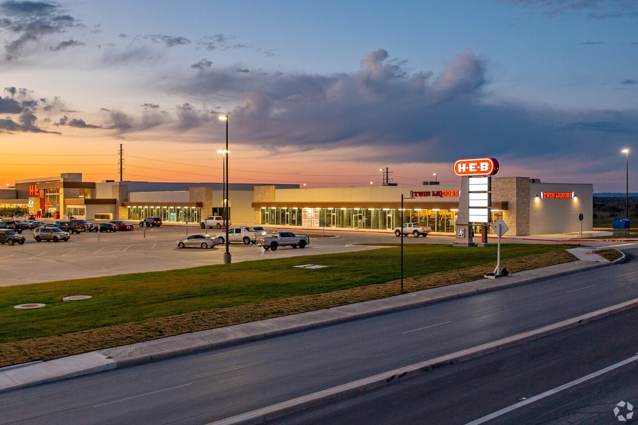 Potranco Rd, San Antonio, TX for sale Primary Photo- Image 1 of 1