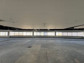 4 Hutton Centre Dr, Santa Ana, CA for lease Building Photo- Image 1 of 5