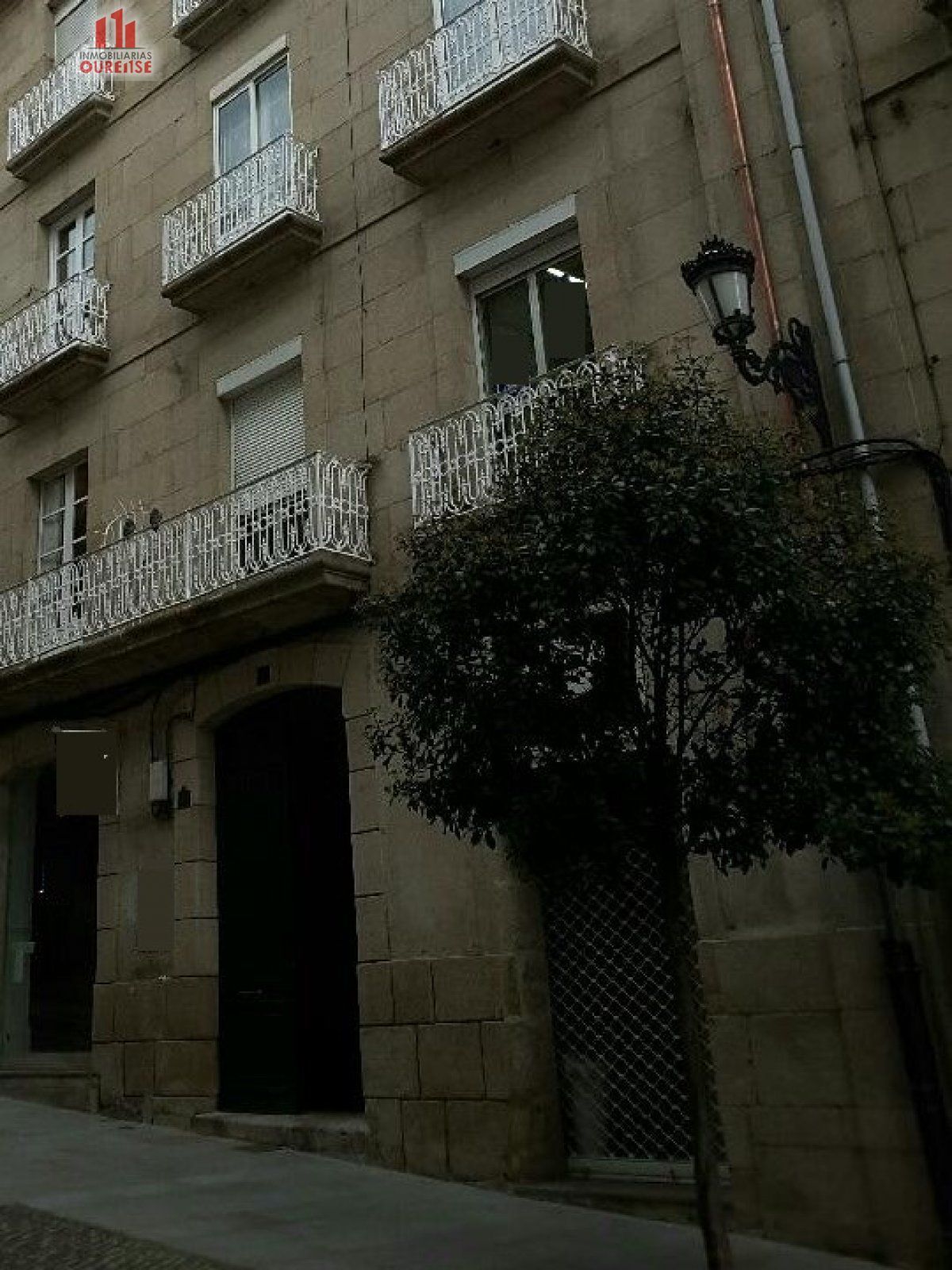 Retail in Ourense, Orense for lease Building Photo- Image 1 of 3