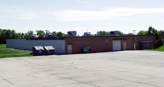 41W195 Railroad St, Pingree Grove IL - Warehouse