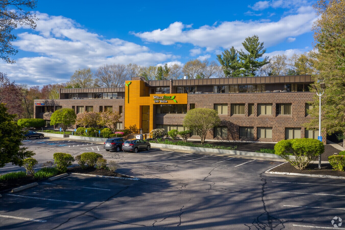 199 Wells Ave, Newton, MA 02459 Office for Lease