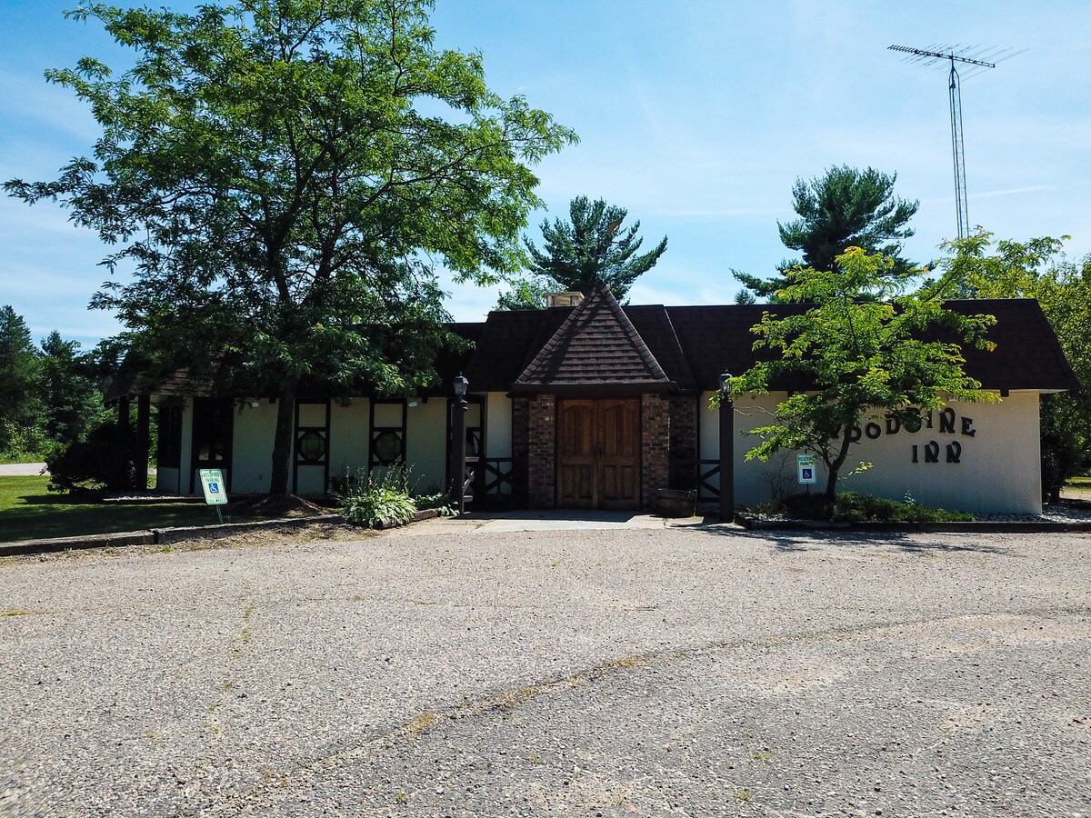 N11091 19th Ave, Necedah, WI 54646