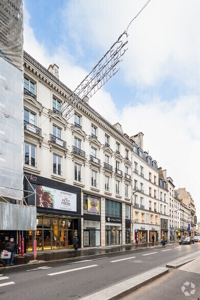 5 Rue Du Faubourg Saint-Antoine, Paris for lease - Building Photo - Image 2 of 3